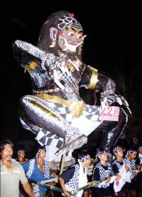 Ngerupuk ceremony at the end of the Saka year (every Banyar has his own Ogoh-Ogoh - demon)